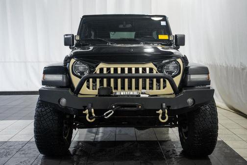 Black Clearcoat 2018 Jeep Wrangler Unlimited Sahara