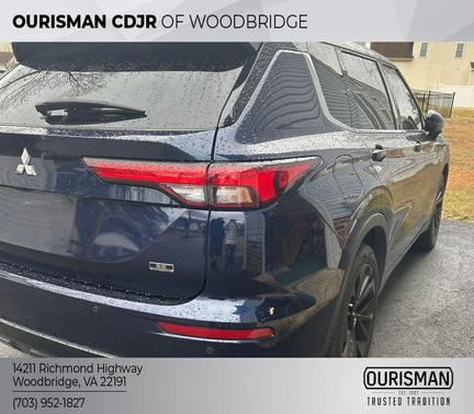 2023 Mitsubishi Outlander SE Black Edition 2WD