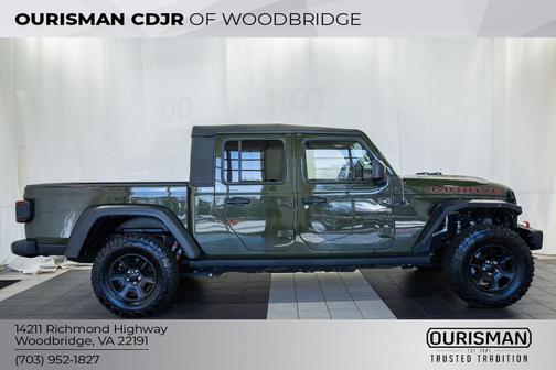 Sarge Green Clearcoat 2021 Jeep Gladiator Mojave 4x4