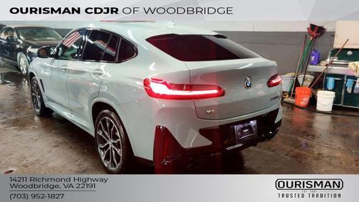 2023 BMW X4 M40i