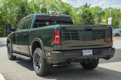 Serrano Green Metallic 2026 RAM 1500 Rebel