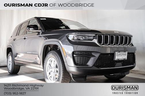 2025 Jeep Grand Cherokee Laredo
