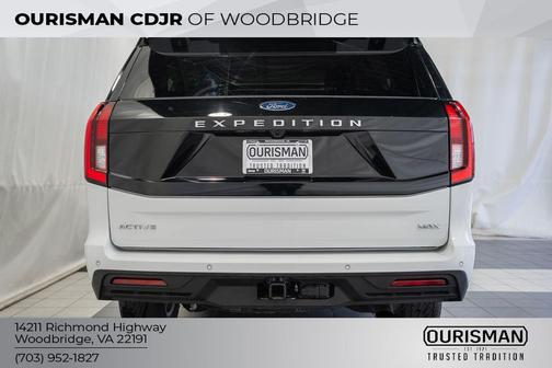 OXFORD WHITE 2025 Ford Expedition Max Active 4x4