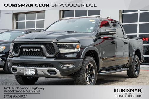 Diamond Black Crystal Pearlcoat 2020 RAM 1500 Rebel