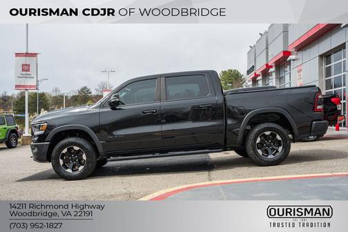 Diamond Black Crystal Pearlcoat 2020 RAM 1500 Rebel