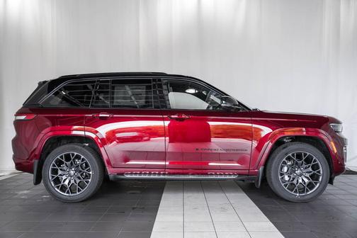 2025 Jeep Grand Cherokee Summit