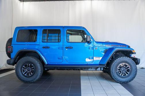 Hydro Blue Pearlcoat 2026 Jeep Wrangler Rubicon