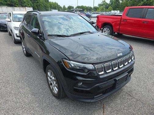 Diamond Black 2022 Jeep Compass Latitude Lux