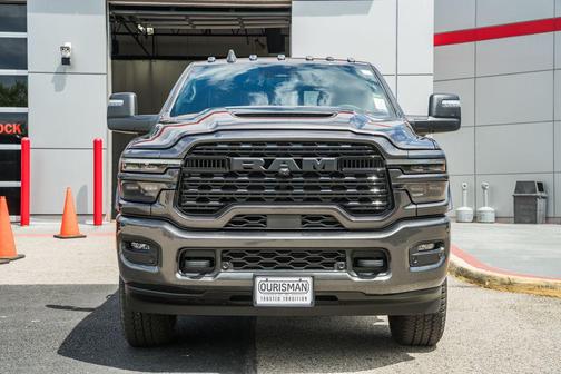 Granite Crystal Metallic Clearcoat 2026 RAM 2500 Limited Crew Cab 4x4 6'4' Box