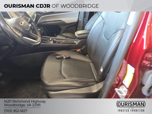 Velvet Red Pearlcoat 2022 Jeep Compass Latitude Lux