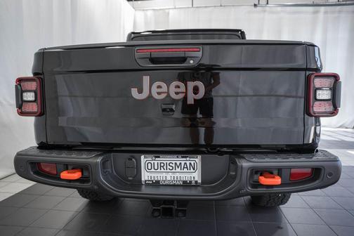 2025 Jeep Gladiator Mojave X