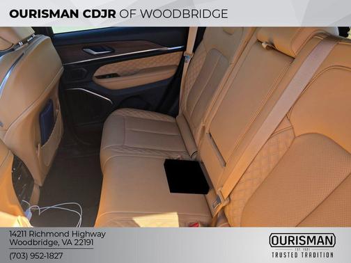 2024 Jeep Grand Cherokee Summit