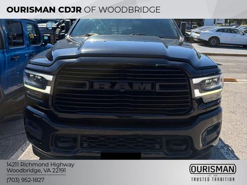 Diamond Black Crystal Pearlcoat 2019 RAM 2500 Laramie Crew Cab 4x4 6'4' Box