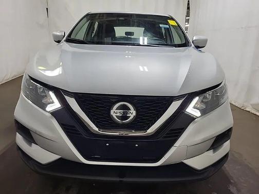 Brilliant Silver Metallic 2020 Nissan Rogue Sport S
