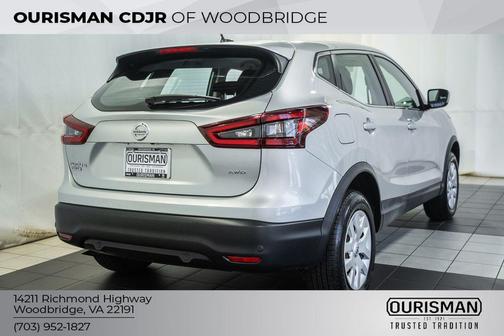 Brilliant Silver Metallic 2020 Nissan Rogue Sport S