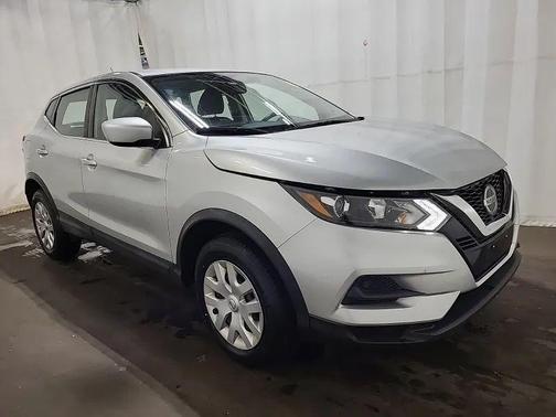 Brilliant Silver Metallic 2020 Nissan Rogue Sport S