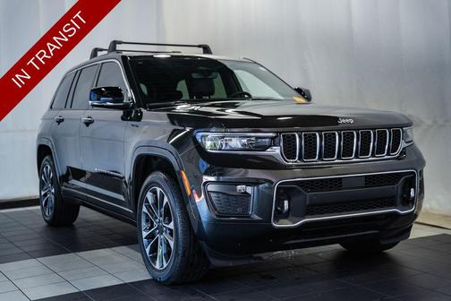 Rocky Mountain Pearlcoat 2023 Jeep Grand Cherokee Overland