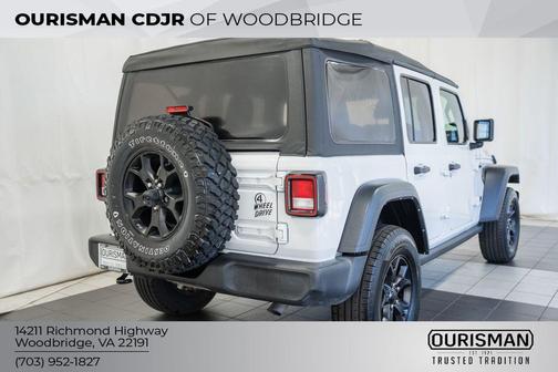 Bright White Clearcoat 2022 Jeep Wrangler Willys