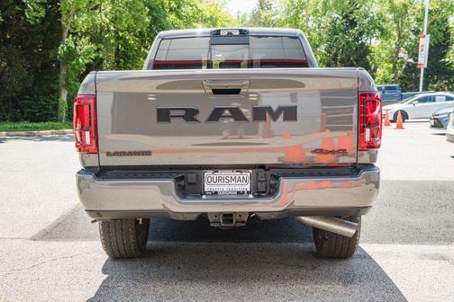 Ceramic Gray Clearcoat 2026 RAM 2500 Laramie Crew Cab 4x4 6'4' Box