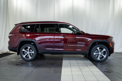 Velvet Red Pearlcoat 2026 Jeep Grand Cherokee L Limited