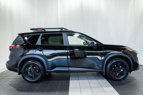 Super Black 2026 Nissan Rogue Rock Creek