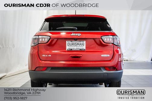 Red Hot Pearlcoat 2025 Jeep Compass Latitude