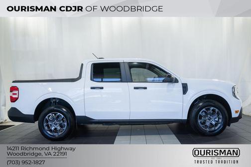 OXFORD WHITE 2025 Ford Maverick XLT