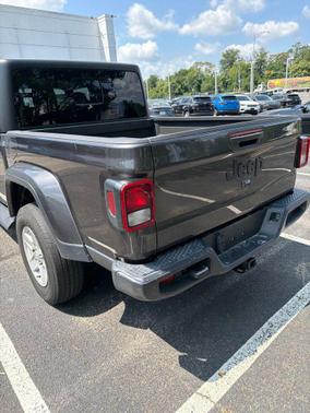 Granite Crystal Metallic Clearcoat 2022 Jeep Gladiator Sport S