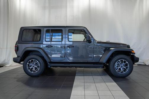 Granite Crystal Metallic Clearcoat 2026 Jeep Wrangler Sport S