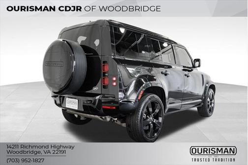 2022 Land Rover Defender 110 X-Dynamic SE