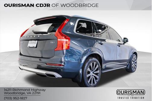 2021 Volvo XC90 T6 Momentum