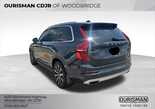 2021 Volvo XC90 T6 Momentum