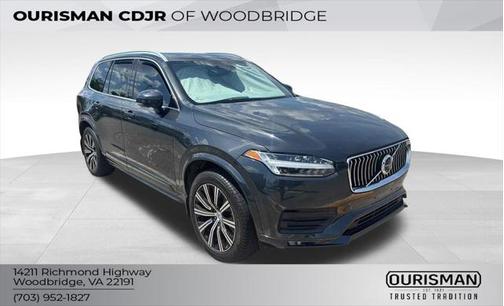 2021 Volvo XC90 T6 Momentum