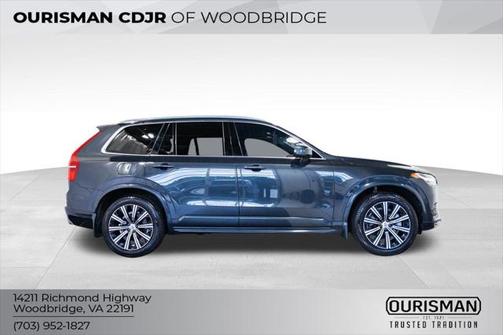 2021 Volvo XC90 T6 Momentum