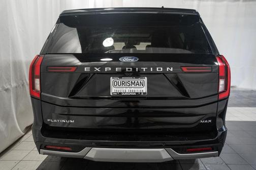 AGATE BLACK METALLIC 2025 Ford Expedition Max Platinum