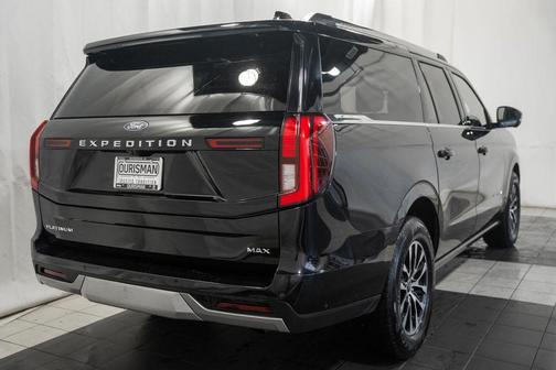 AGATE BLACK METALLIC 2025 Ford Expedition Max Platinum