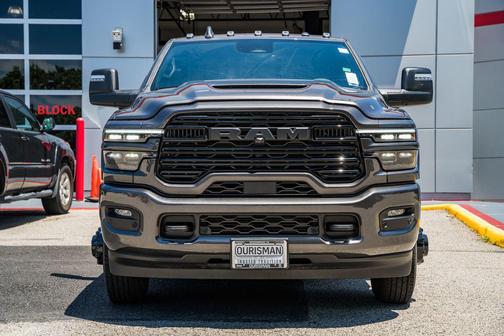 Granite Crystal Metallic Clearcoat 2026 RAM 3500 Laramie Crew Cab 4x4 8' Box