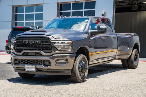 Granite Crystal Metallic Clearcoat 2026 RAM 3500 Laramie Crew Cab 4x4 8' Box