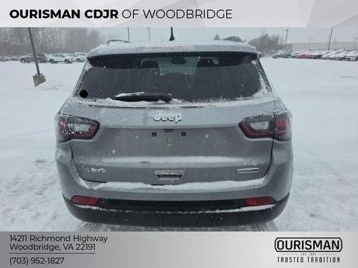 2023 Jeep Compass Latitude Lux