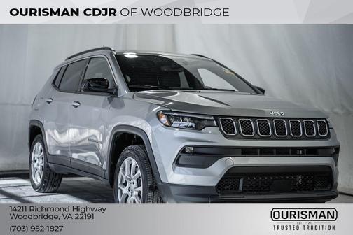 2023 Jeep Compass Latitude Lux