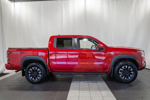 Red Alert 2024 Nissan Frontier PRO-4X