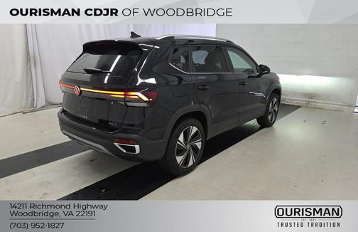 2025 Volkswagen Taos 1.5T SE