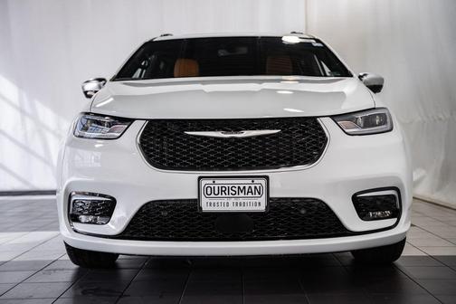 2026 Chrysler Pacifica L