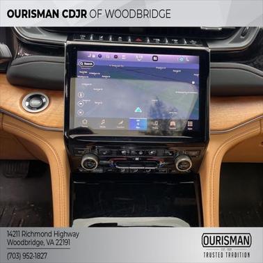 2022 Jeep Grand Cherokee Summit