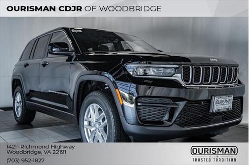 2025 Jeep Grand Cherokee Laredo