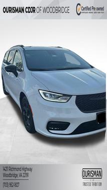2024 Chrysler Pacifica Hybrid Premium S Appearance Pkg
