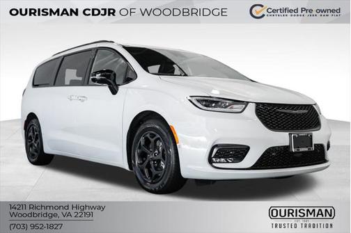 2024 Chrysler Pacifica Hybrid Premium S Appearance Pkg