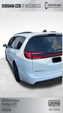 2024 Chrysler Pacifica Hybrid Premium S Appearance Pkg