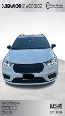 2024 Chrysler Pacifica Hybrid Premium S Appearance Pkg