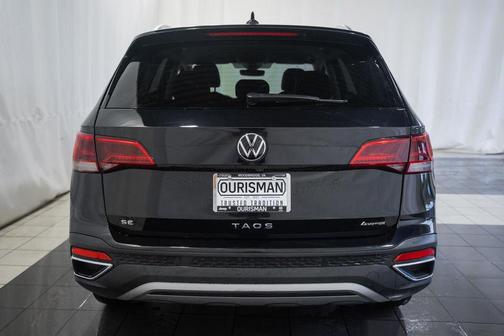 Deep Black 2023 Volkswagen Taos 1.5T SE